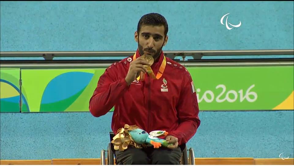 محمد الحمادي الامارات الميدالية الذهبية ألعاب القوى مسابقة 100مركراسي متحركة